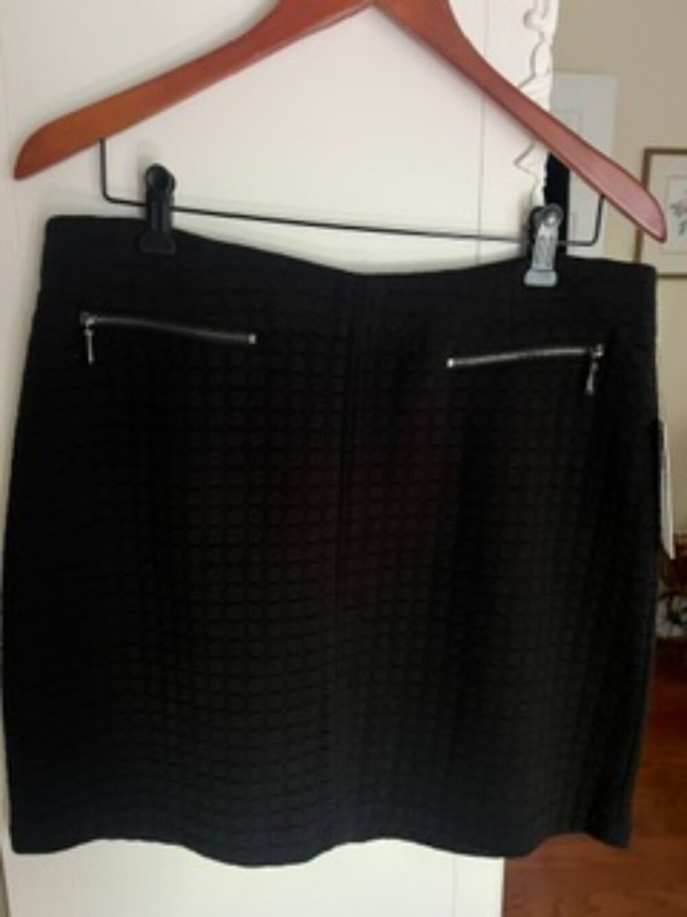 BLACK MINI SKIRT